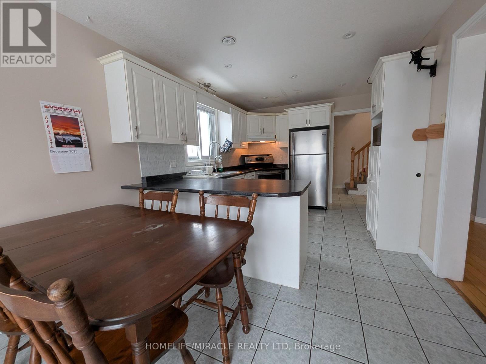 352 Bankside Drive, Kitchener, Ontario  N2N 3K1 - Photo 4 - X13876922