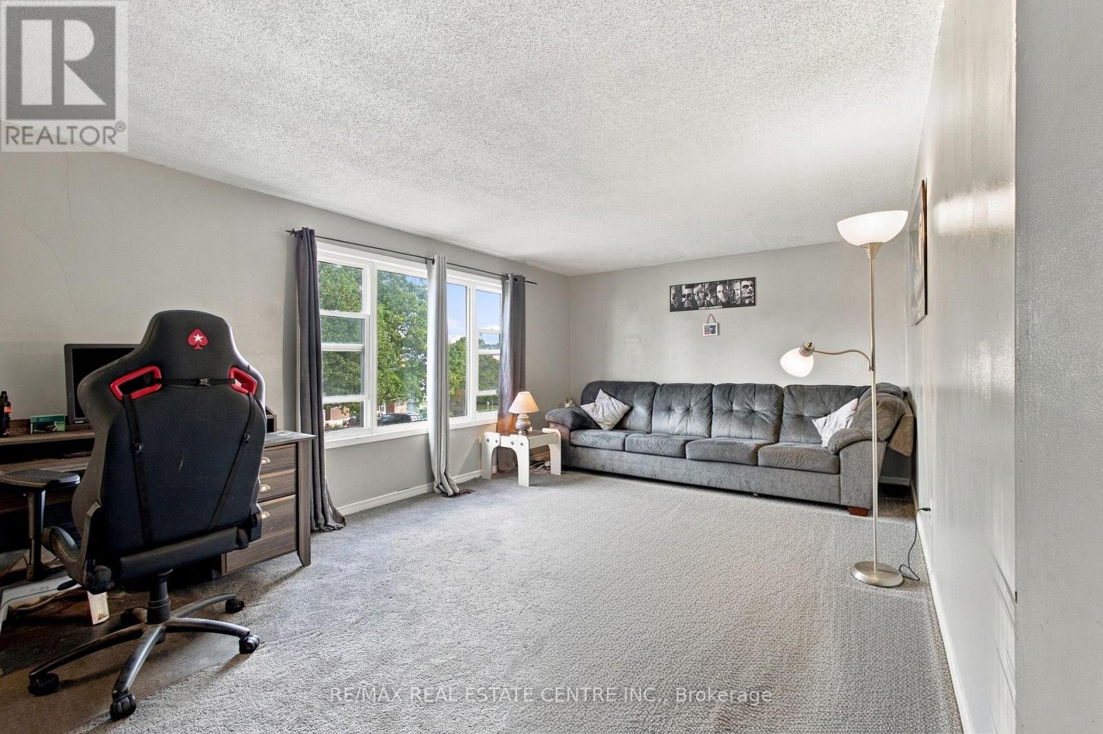 135 Cedarhill Crescent, Kitchener, Ontario  N2E 1R3 - Photo 8 - X13865374