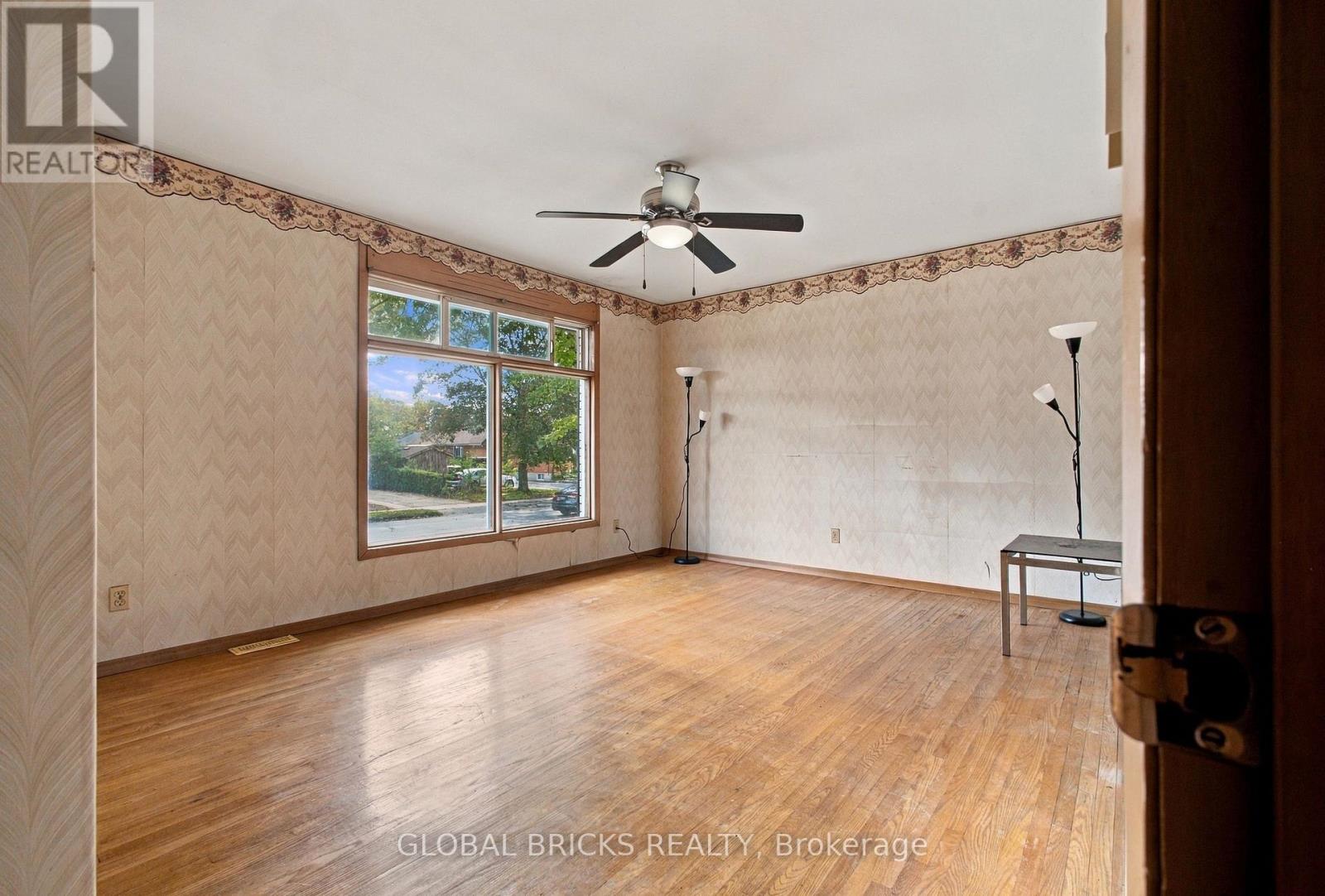 18 Falesy Avenue, Kitchener, Ontario  N2A 1N8 - Photo 16 - X13878794