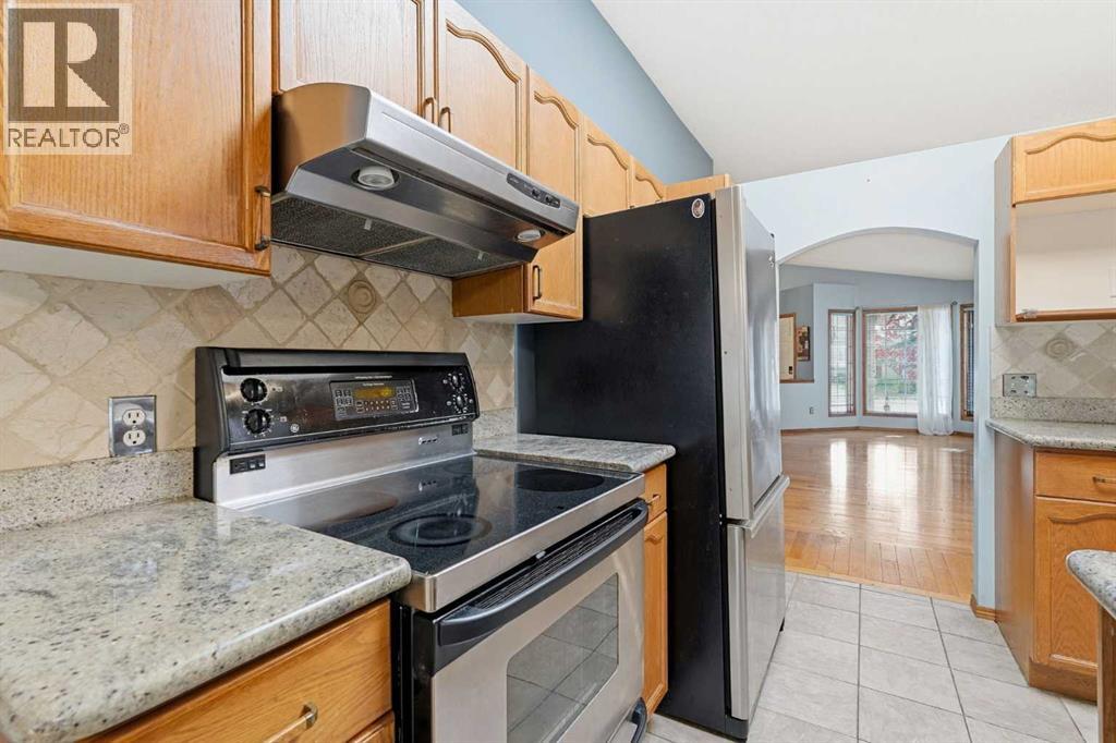 866 Applewood Drive SE