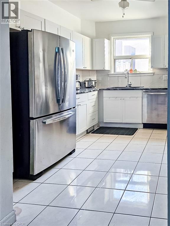 548 Beach Road, Hamilton, Ontario  L8H 3K9 - Photo 9 - 40869592