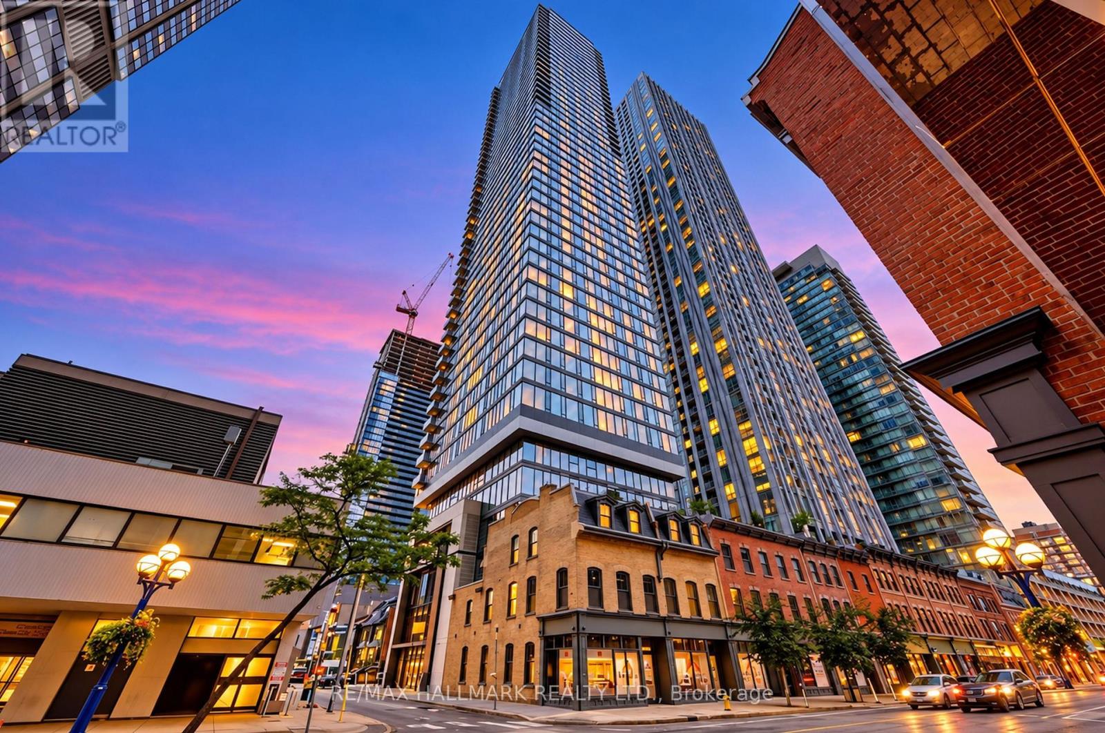 1402 - 8 CUMBERLAND STREET, Toronto, Ontario