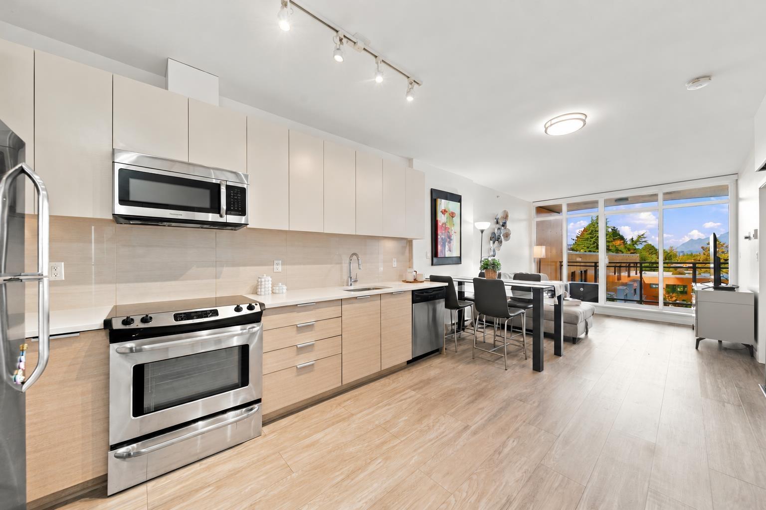 304 13303 CENTRAL AVENUE