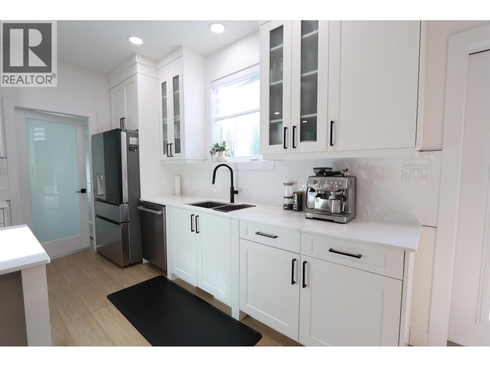 51925 GUEST FRONTAGE ROAD