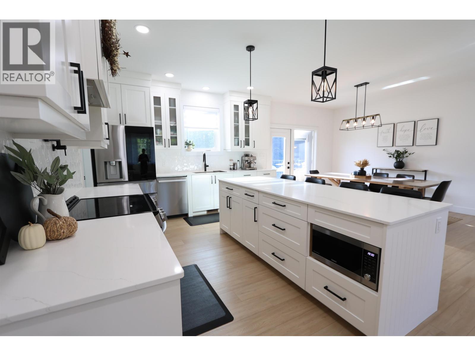 51925 GUEST FRONTAGE ROAD