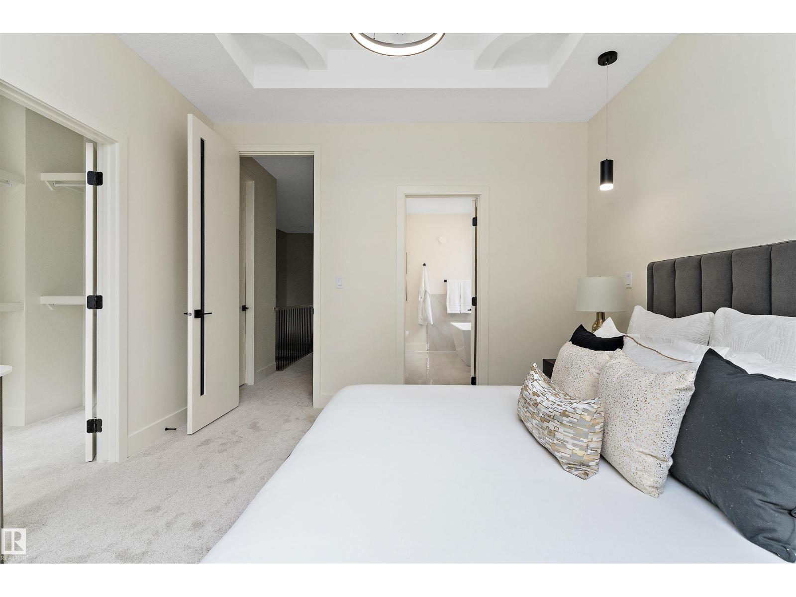 10965 129 ST NW