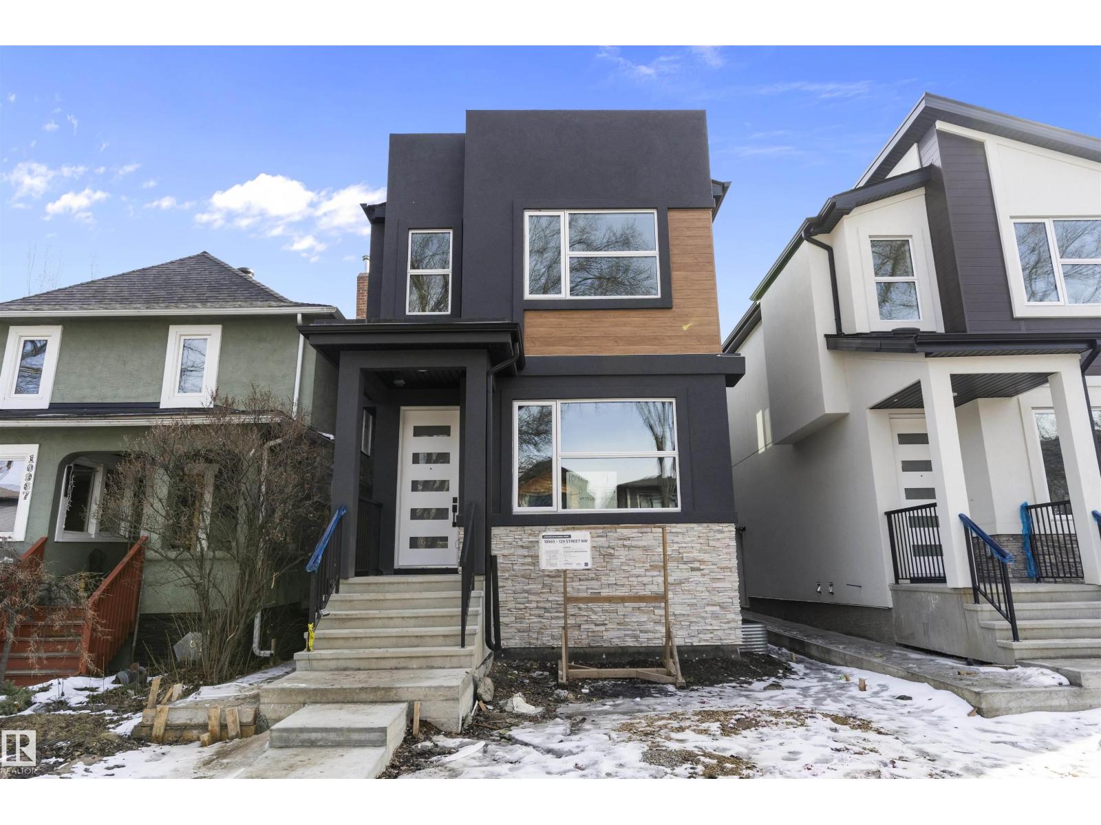 10965 129 ST NW