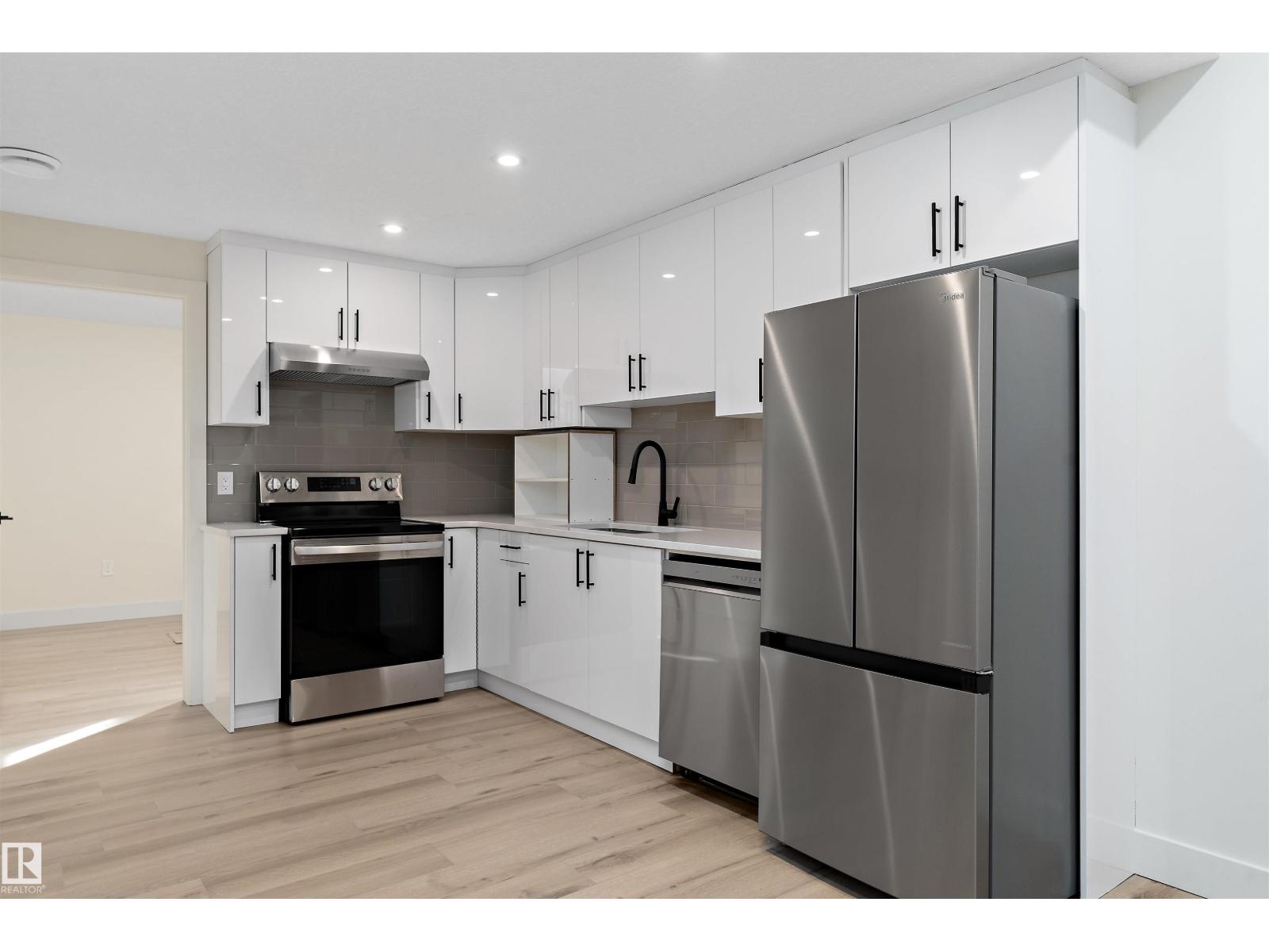 10965 129 ST NW