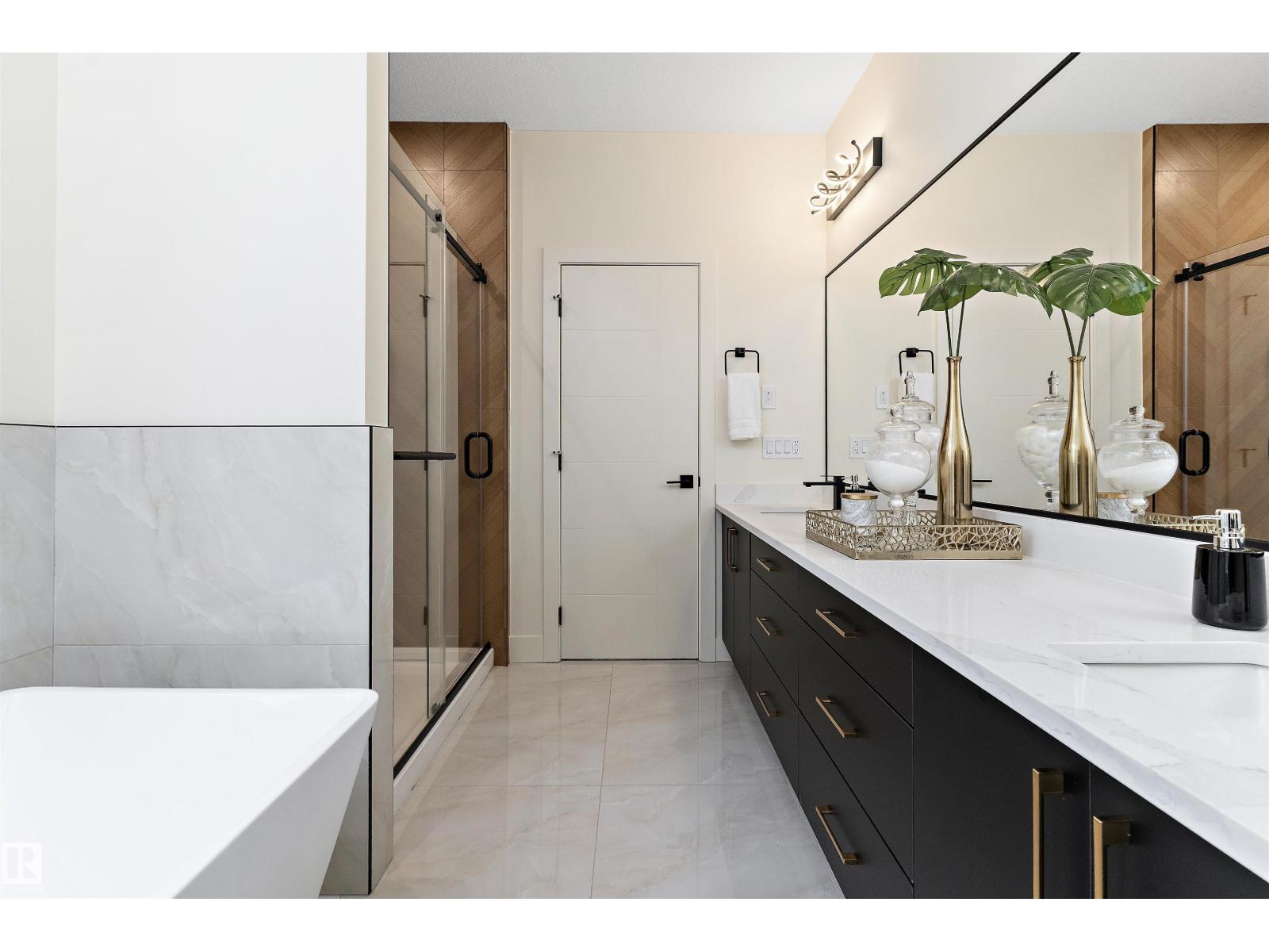 10965 129 ST NW