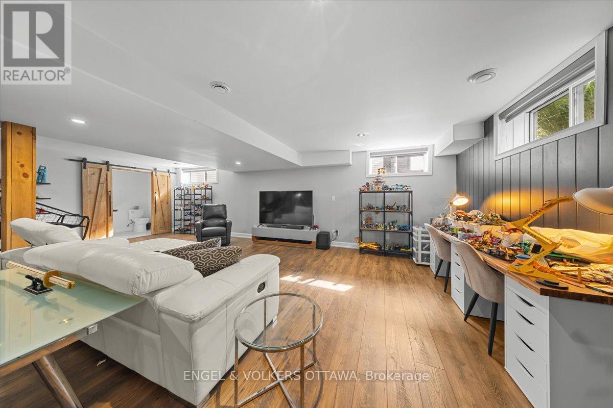 348 St-Tropez Street, Russell, Ontario  K0A 1W0 - Photo 37 - X13878896