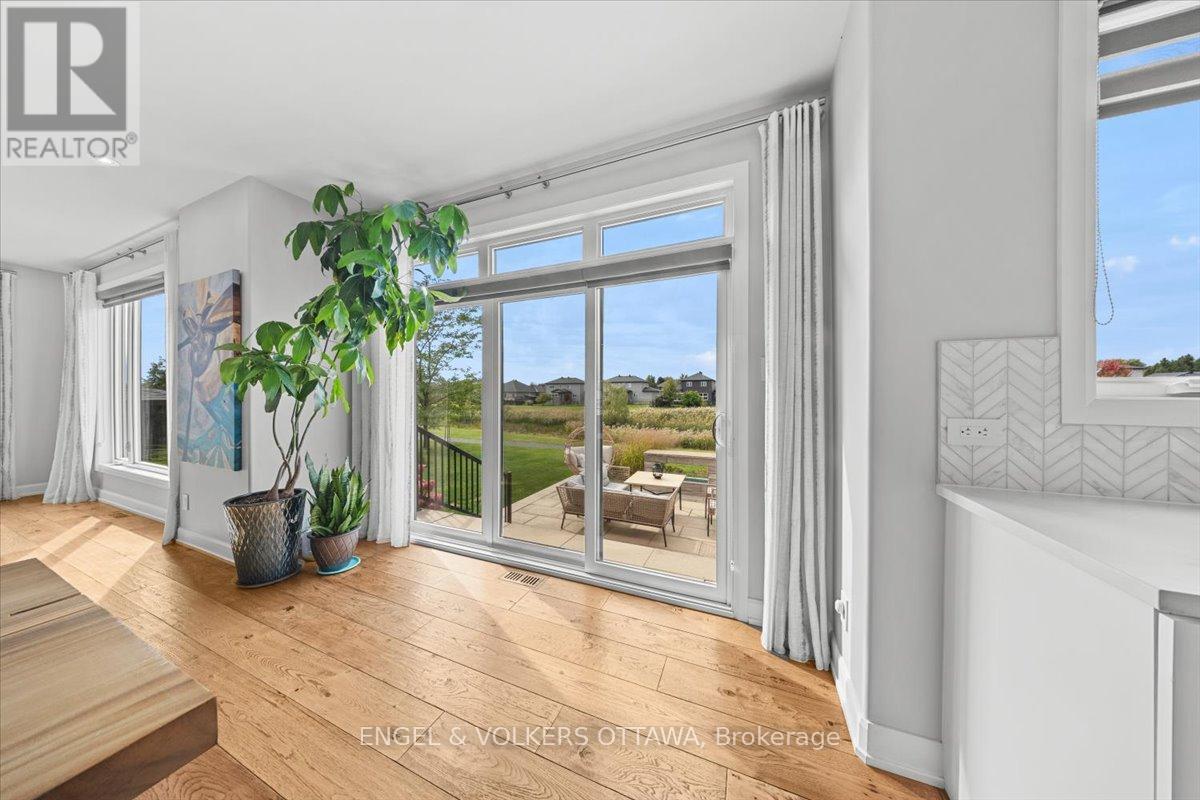 348 St-Tropez Street, Russell, Ontario  K0A 1W0 - Photo 8 - X13878896