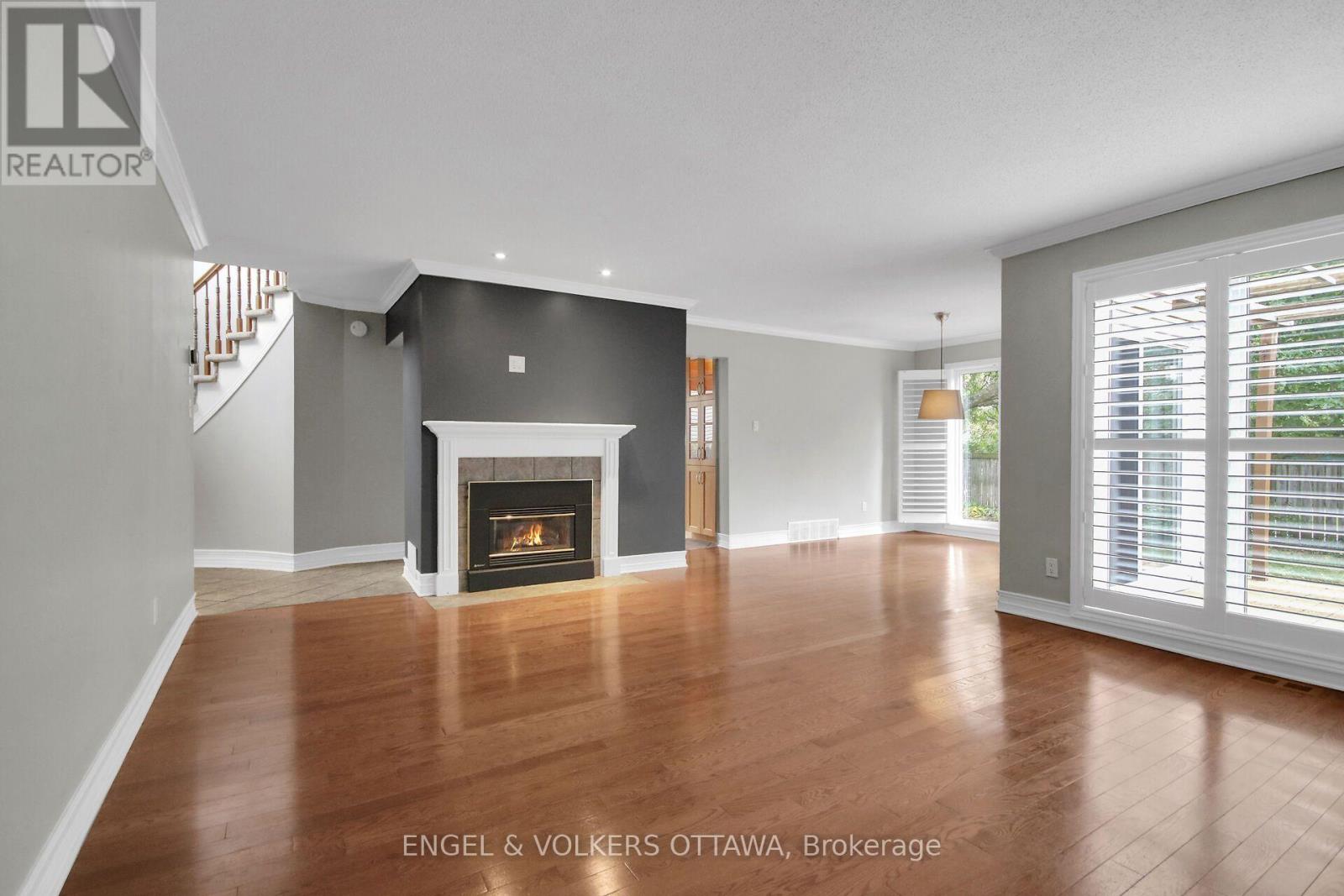 24 Tammela Court, Ottawa, Ontario  K1T 2E7 - Photo 15 - X13878908