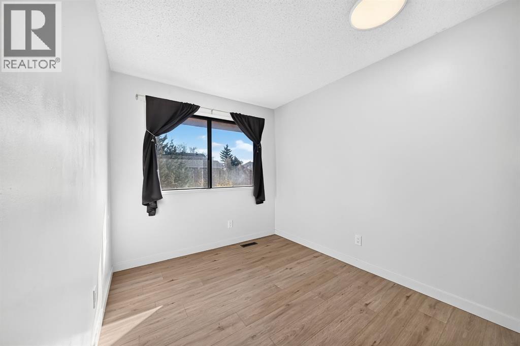 52 Templegreen Bay NE