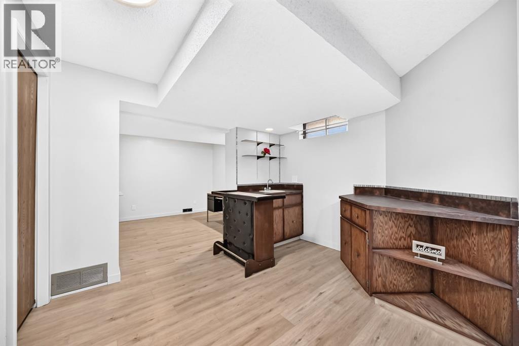 52 Templegreen Bay NE