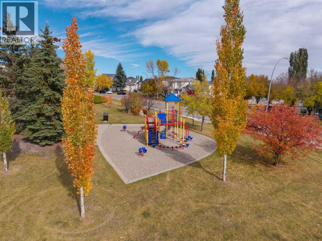 172 Harvest Gold Heights NE