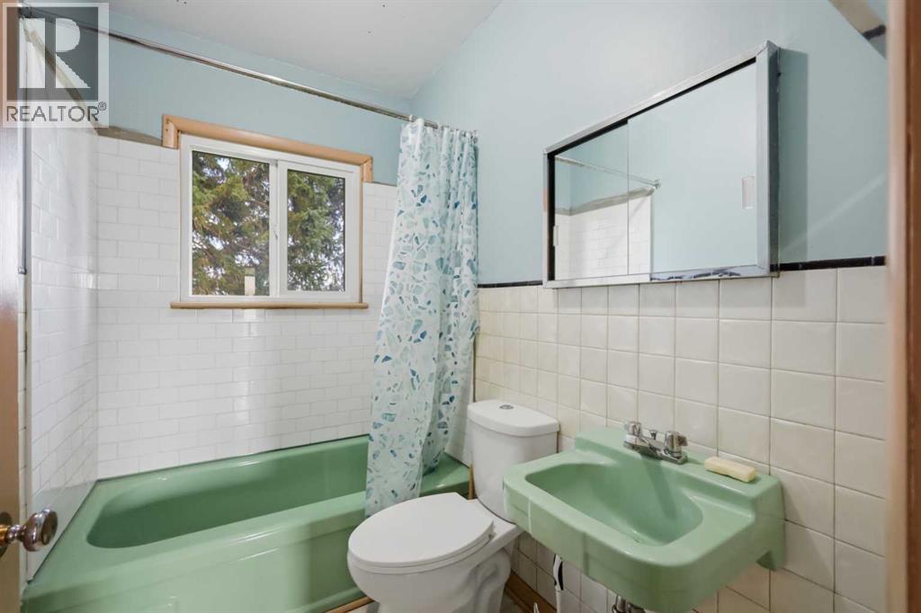 22027 Township Road 423