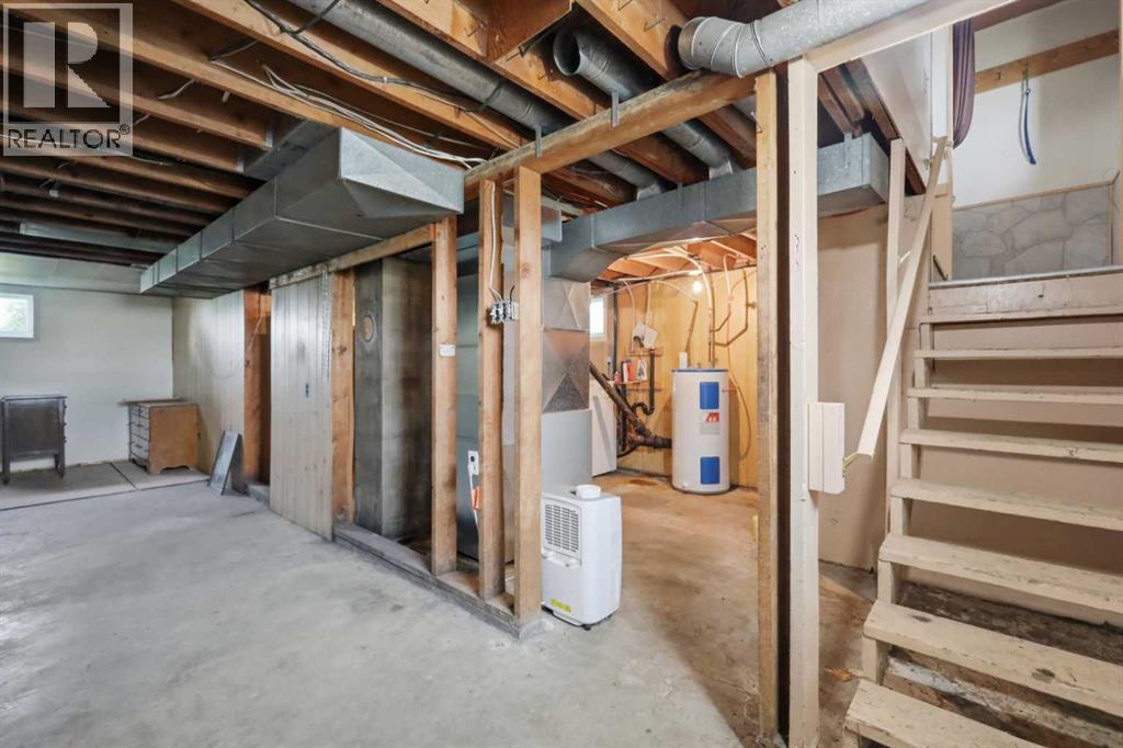 22027 Township Road 423