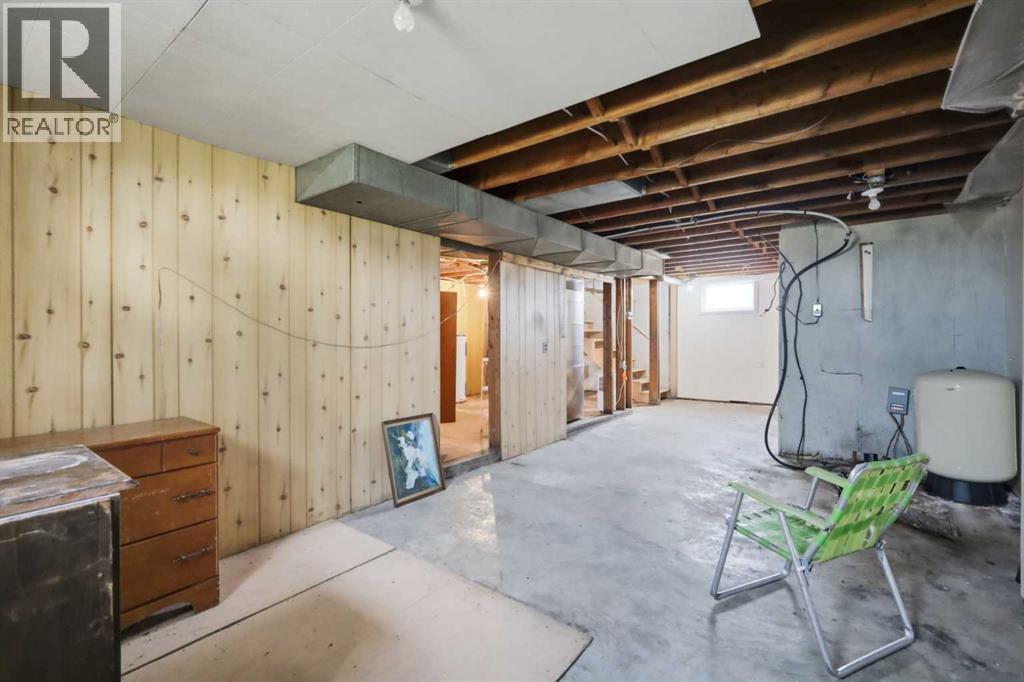 22027 Township Road 423