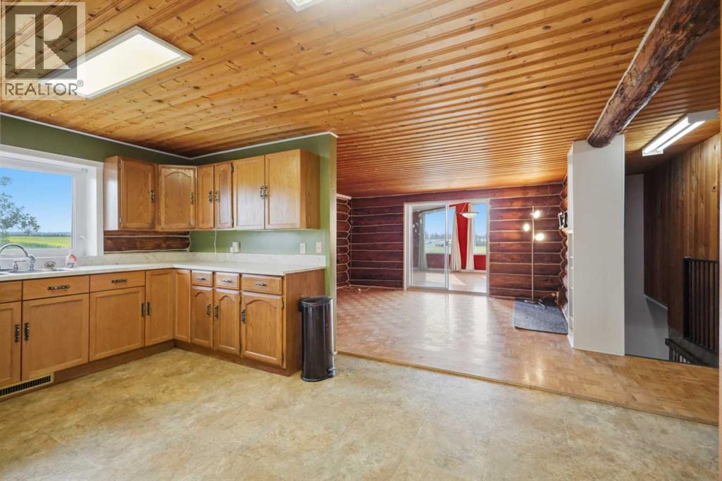 22027 Township Road 423