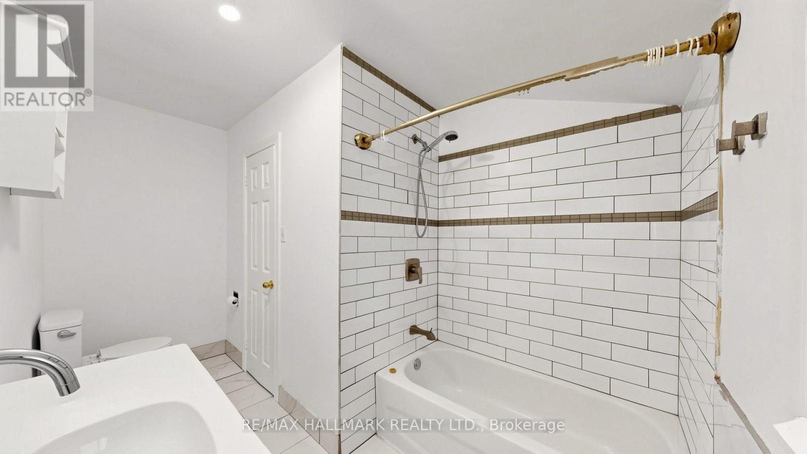 86 Queen Street, Kawartha Lakes, Ontario  K9V 1G4 - Photo 38 - X13856066
