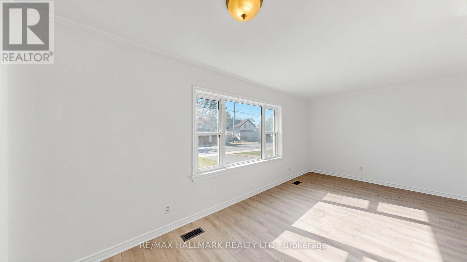 86 Queen Street, Kawartha Lakes, Ontario  K9V 1G4 - Photo 6 - X13856066