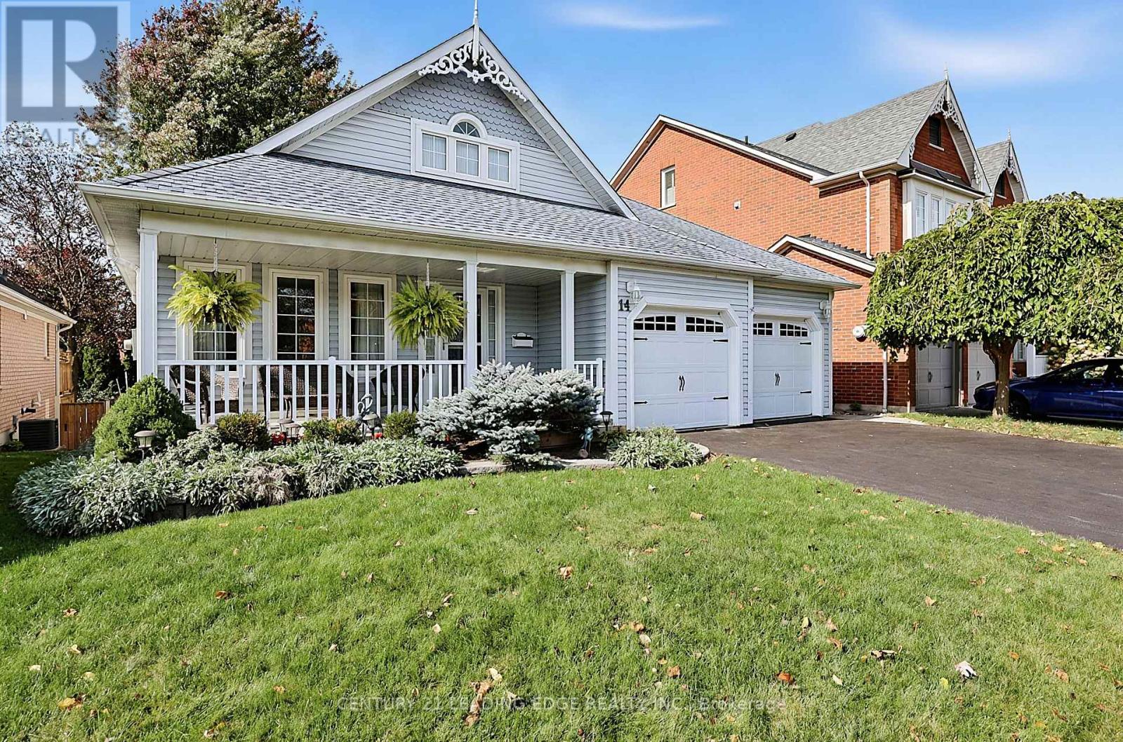 14 Watford Street, Whitby, Ontario  L1M 1E6 - Photo 3 - E13878874