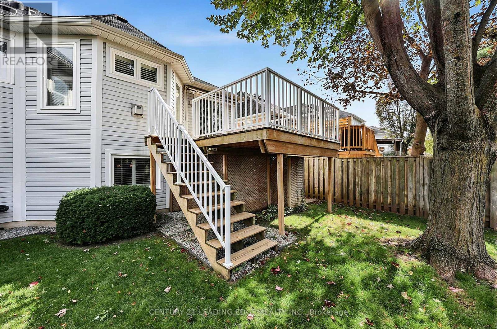 14 Watford Street, Whitby, Ontario  L1M 1E6 - Photo 47 - E13878874