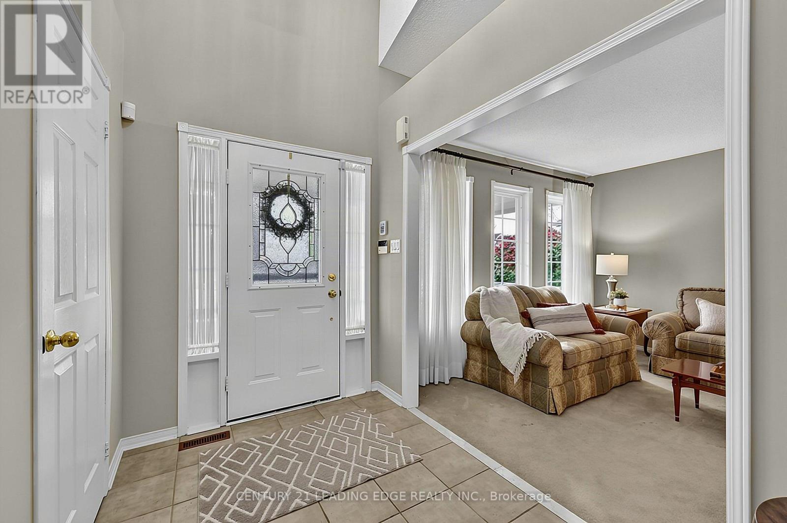 14 Watford Street, Whitby, Ontario  L1M 1E6 - Photo 6 - E13878874