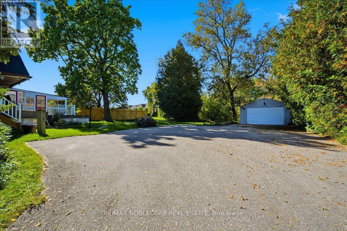 518 Rosebank Road, Pickering (Rosebank), Ontario  L1W 2N5 - Photo 8 - E13878900