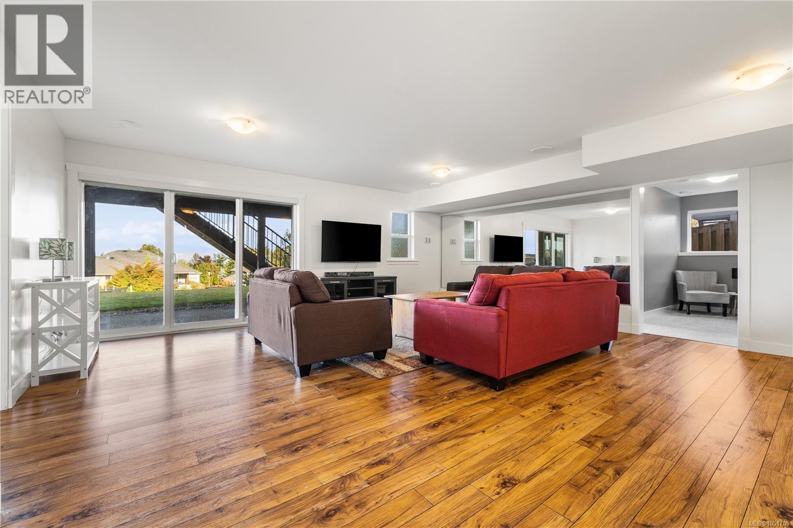 978 Timberline Dr