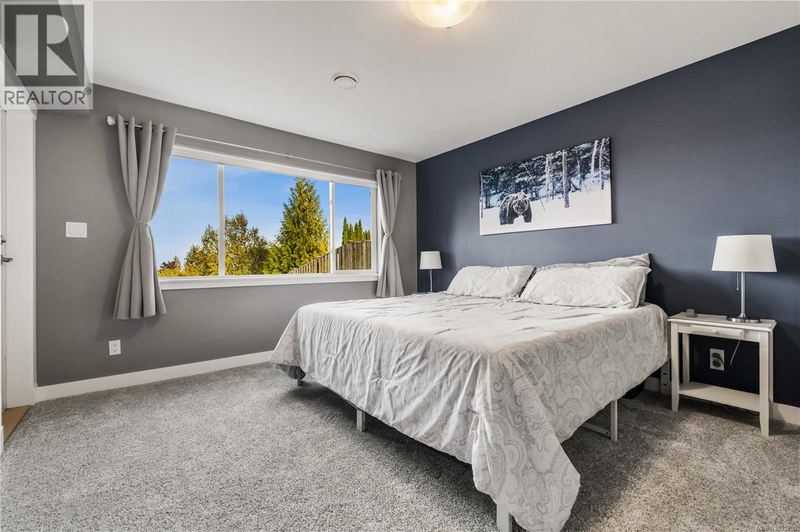978 Timberline Dr