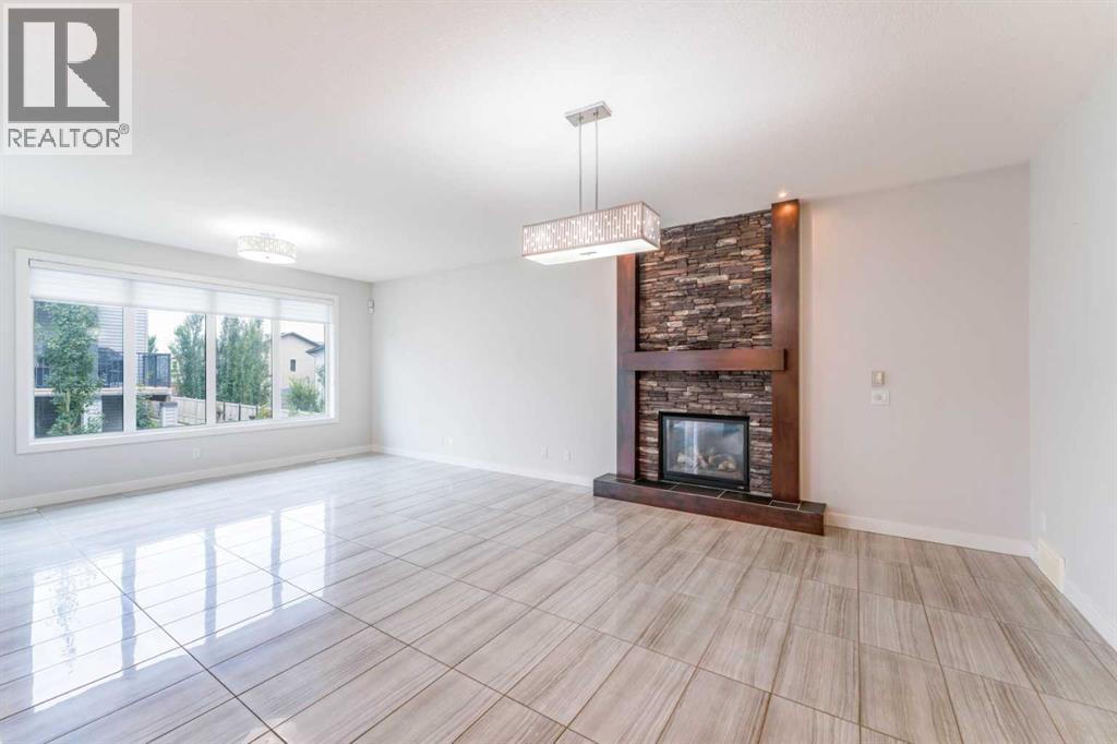 189 Evansridge View NW, Calgary, Alberta  T3P 0N3 - Photo 4 - A2342446