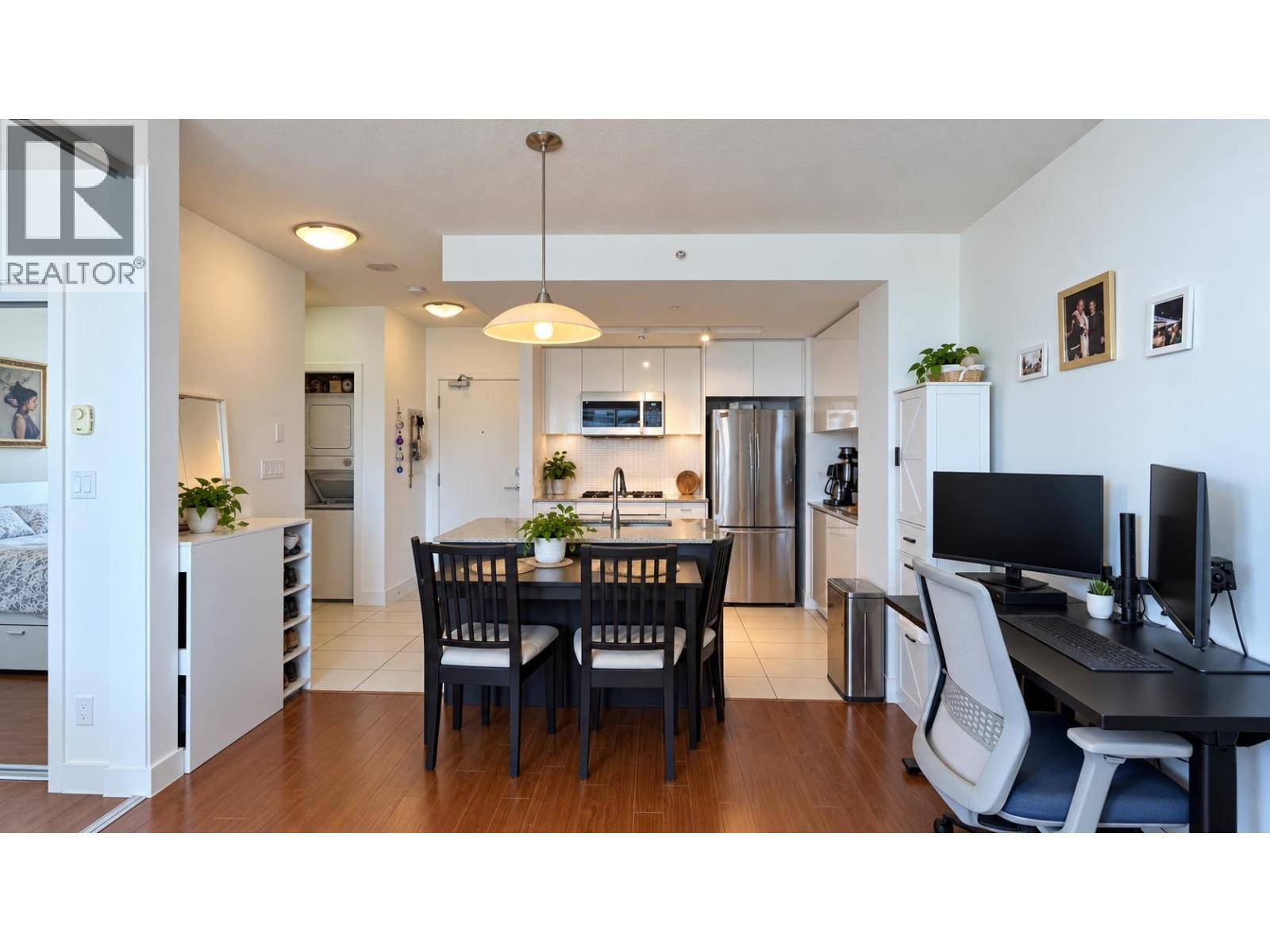 2107 4808 HAZEL STREET Burnaby British Columbia Canada V5H0A2 5