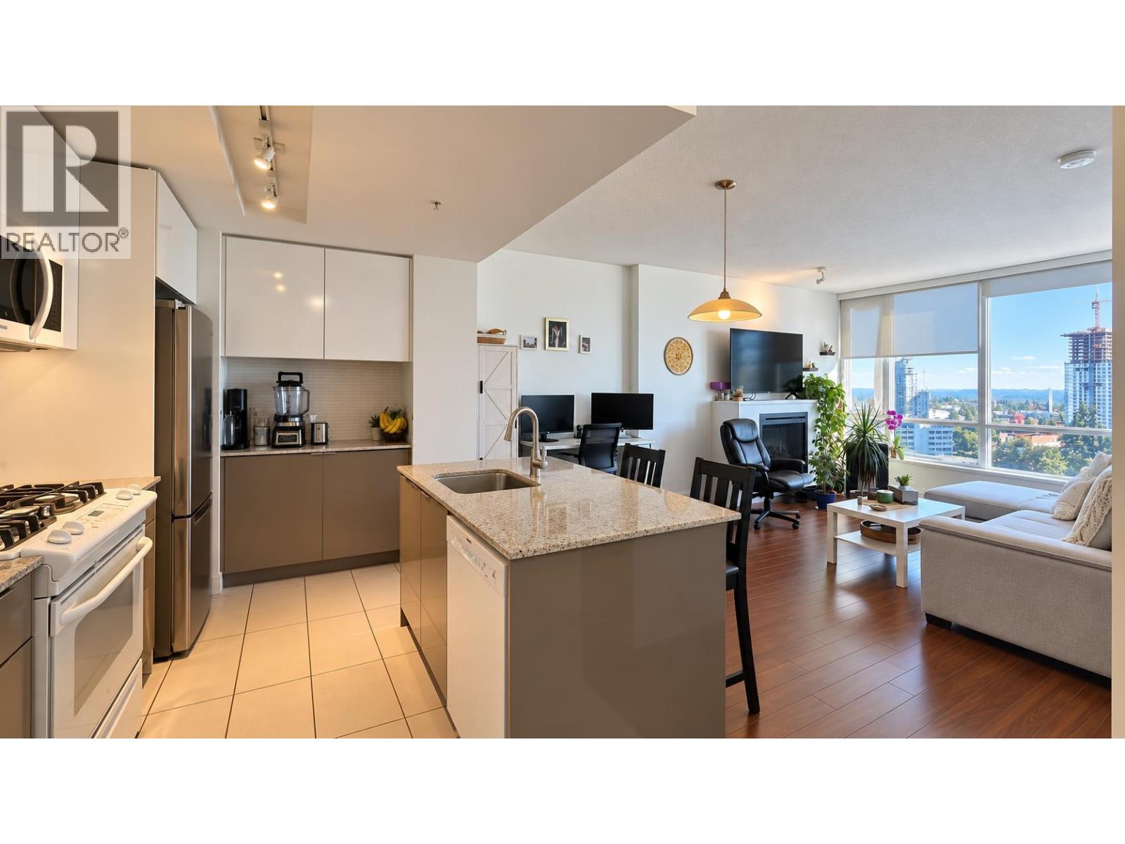 2107 4808 HAZEL STREET, Burnaby, British Columbia