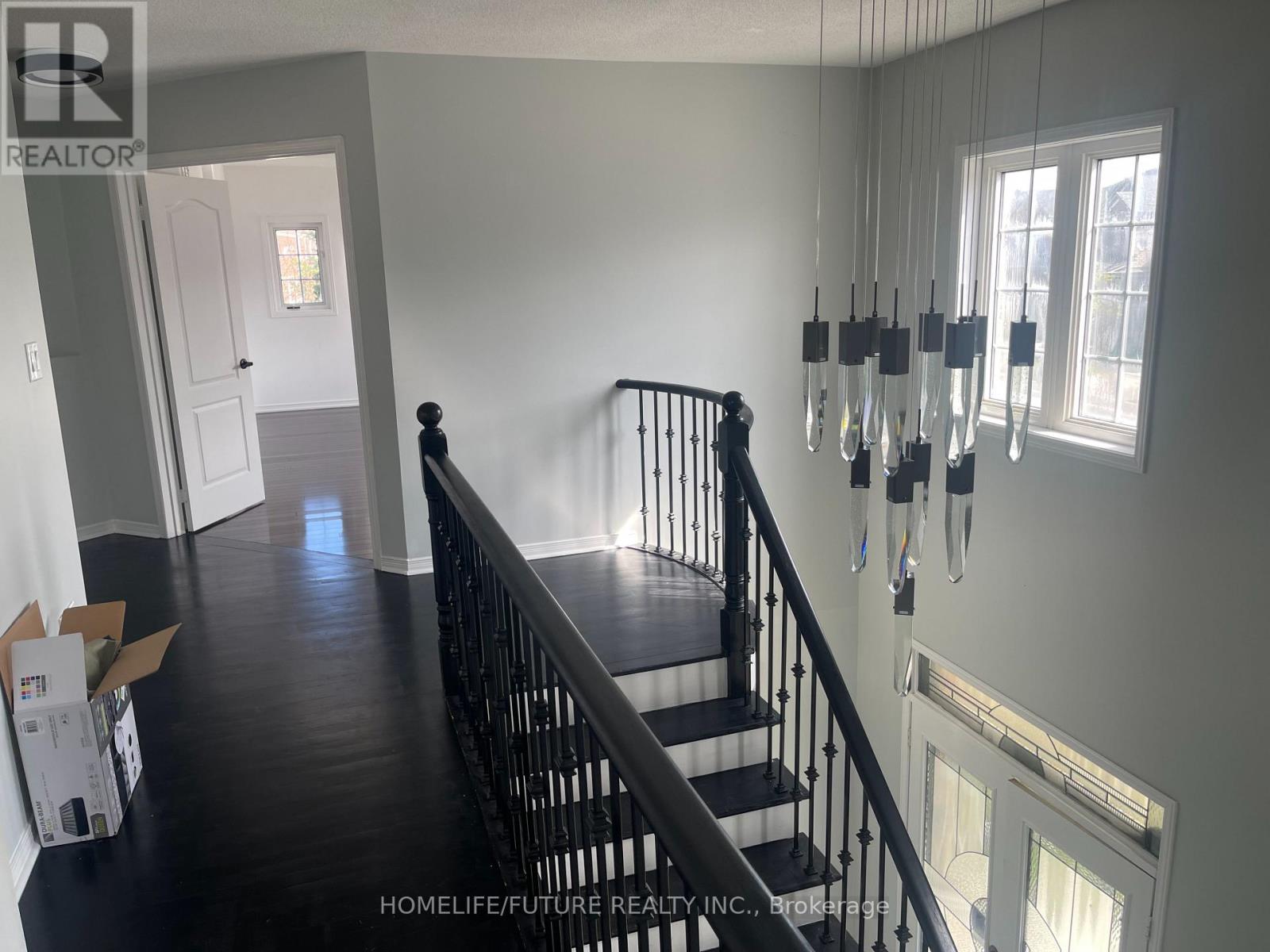 66 Alfred Paterson Drive, Markham, Ontario  L6E 1J5 - Photo 8 - N13878880