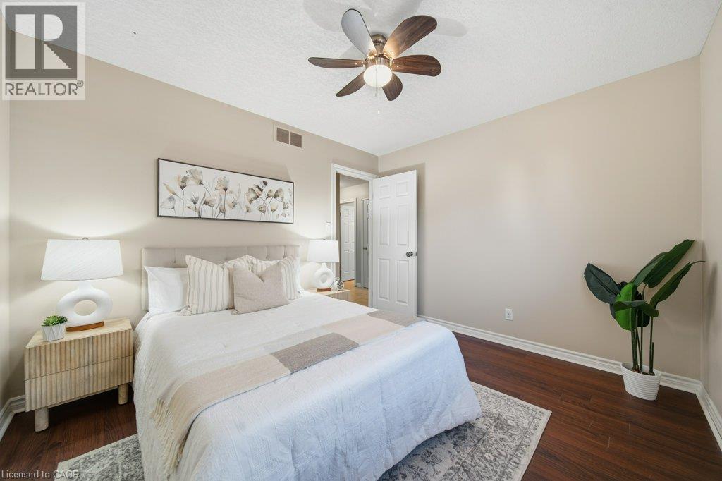 587 Sandbanks Crescent, Waterloo, Ontario  N2V 2K4 - Photo 22 - 40869750