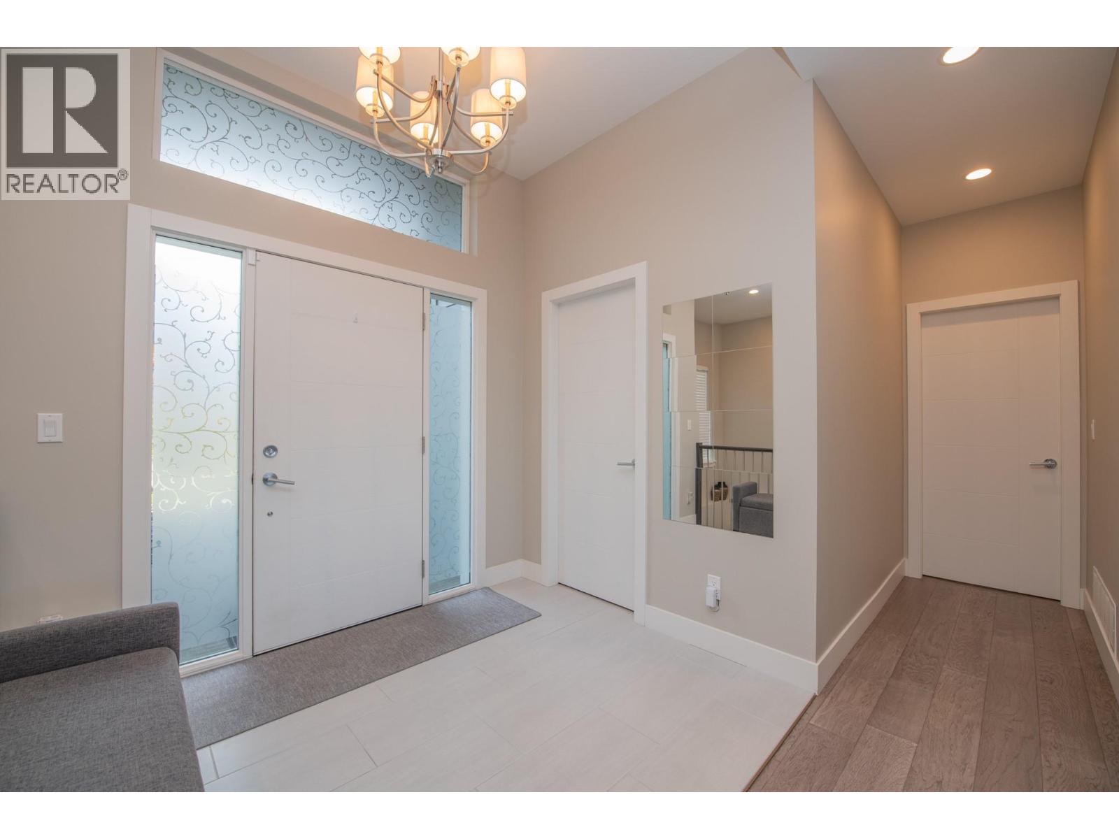 964 Mt Ida Drive