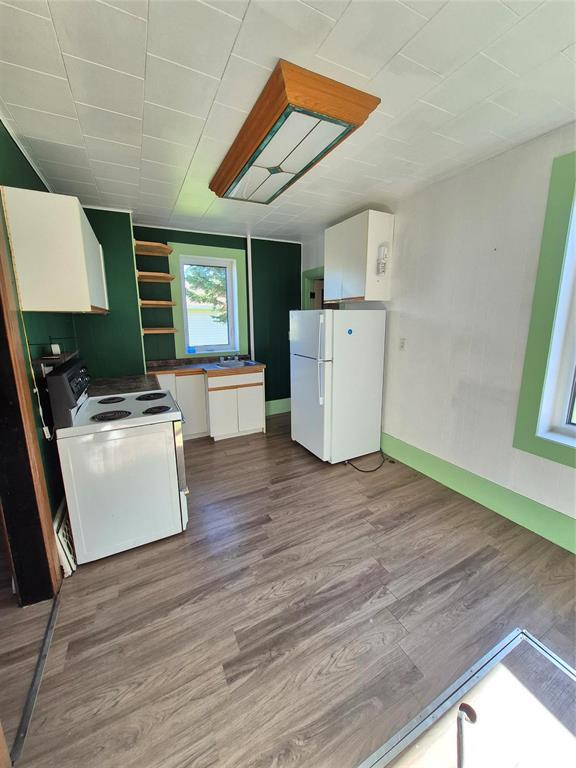 104 4th Avenue NW, Minnedosa, Manitoba  R0J 1E0 - Photo 3 - 202625304