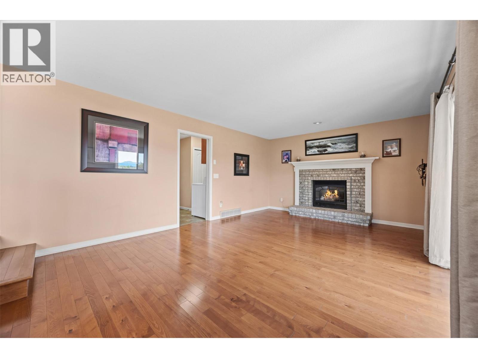 884 Mission Springs Crescent, Kelowna, British Columbia  V1W 3L9 - Photo 12 - 10403224