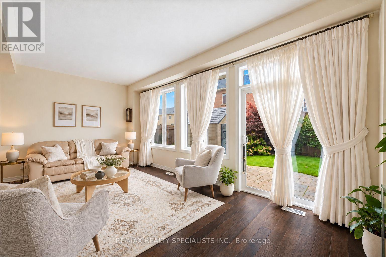92 Hanson Crescent, Milton, Ontario  L9T 8L5 - Photo 8 - W13802562