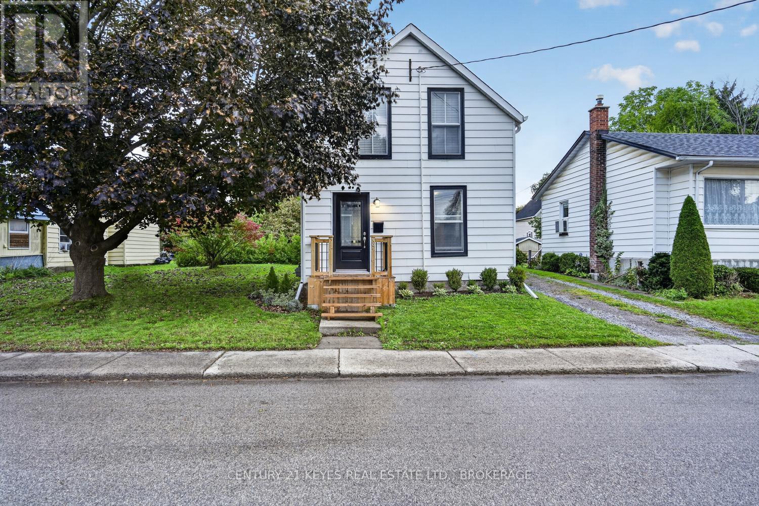 39 Amy Street, Brockville, Ontario  K6V 1V9 - Photo 2 - X13664012