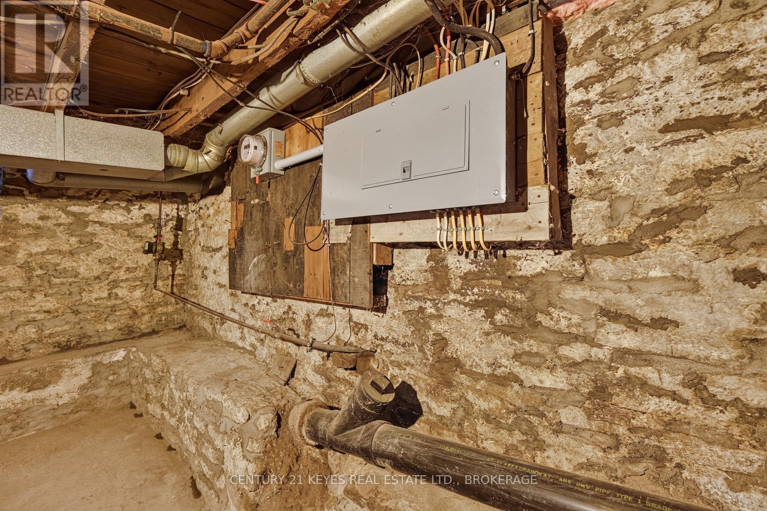 39 Amy Street, Brockville, Ontario  K6V 1V9 - Photo 32 - X13664012