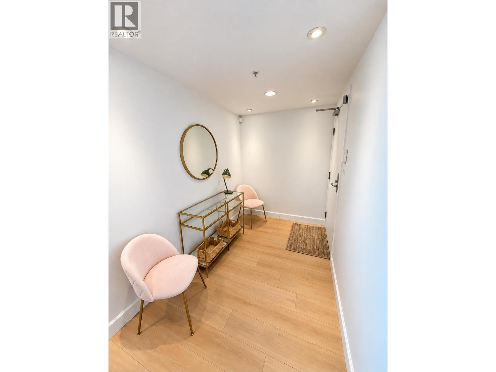2303 455 BEACH CRESCENT