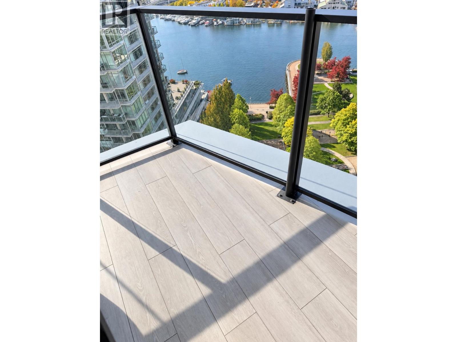 2303 455 BEACH CRESCENT