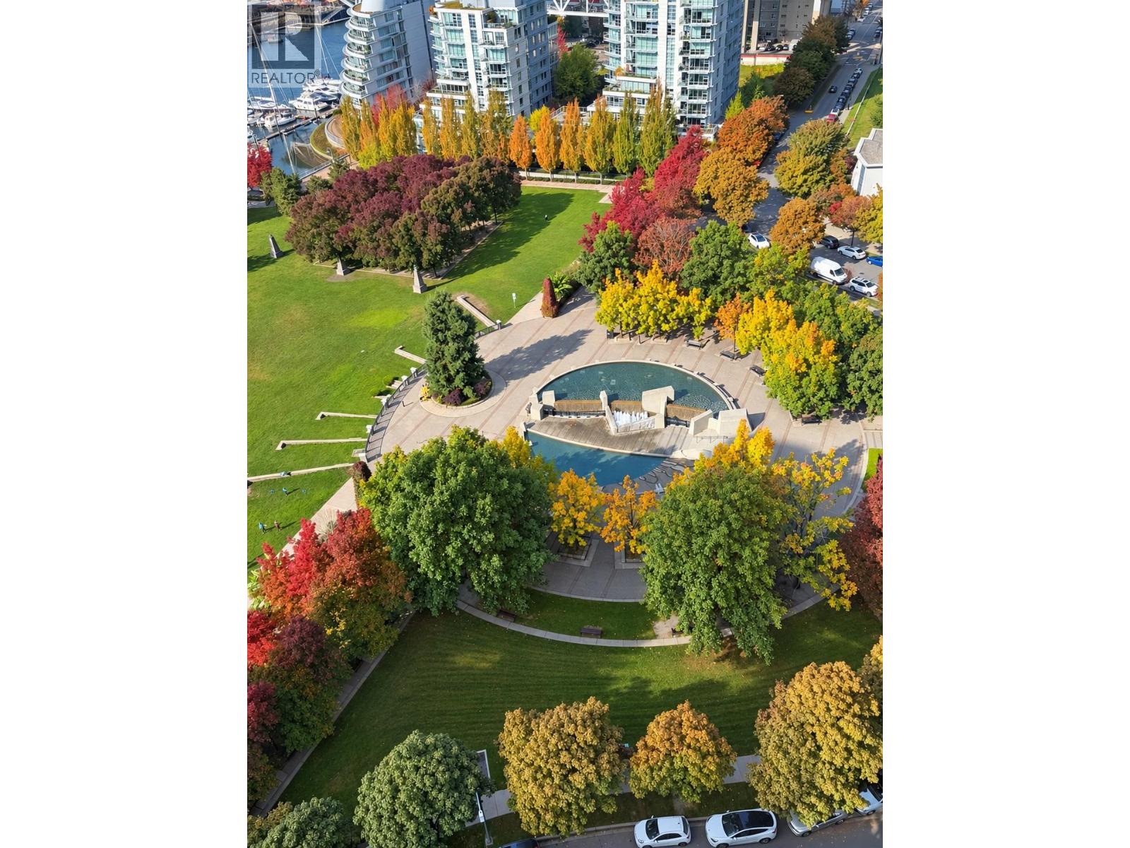 2303 455 BEACH CRESCENT