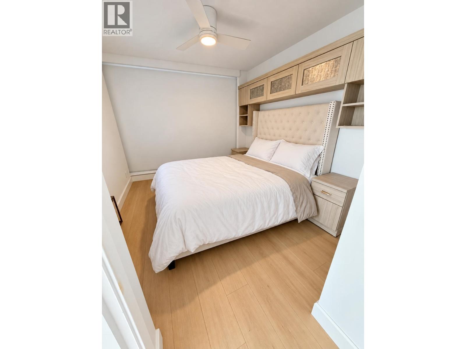 2303 455 BEACH CRESCENT