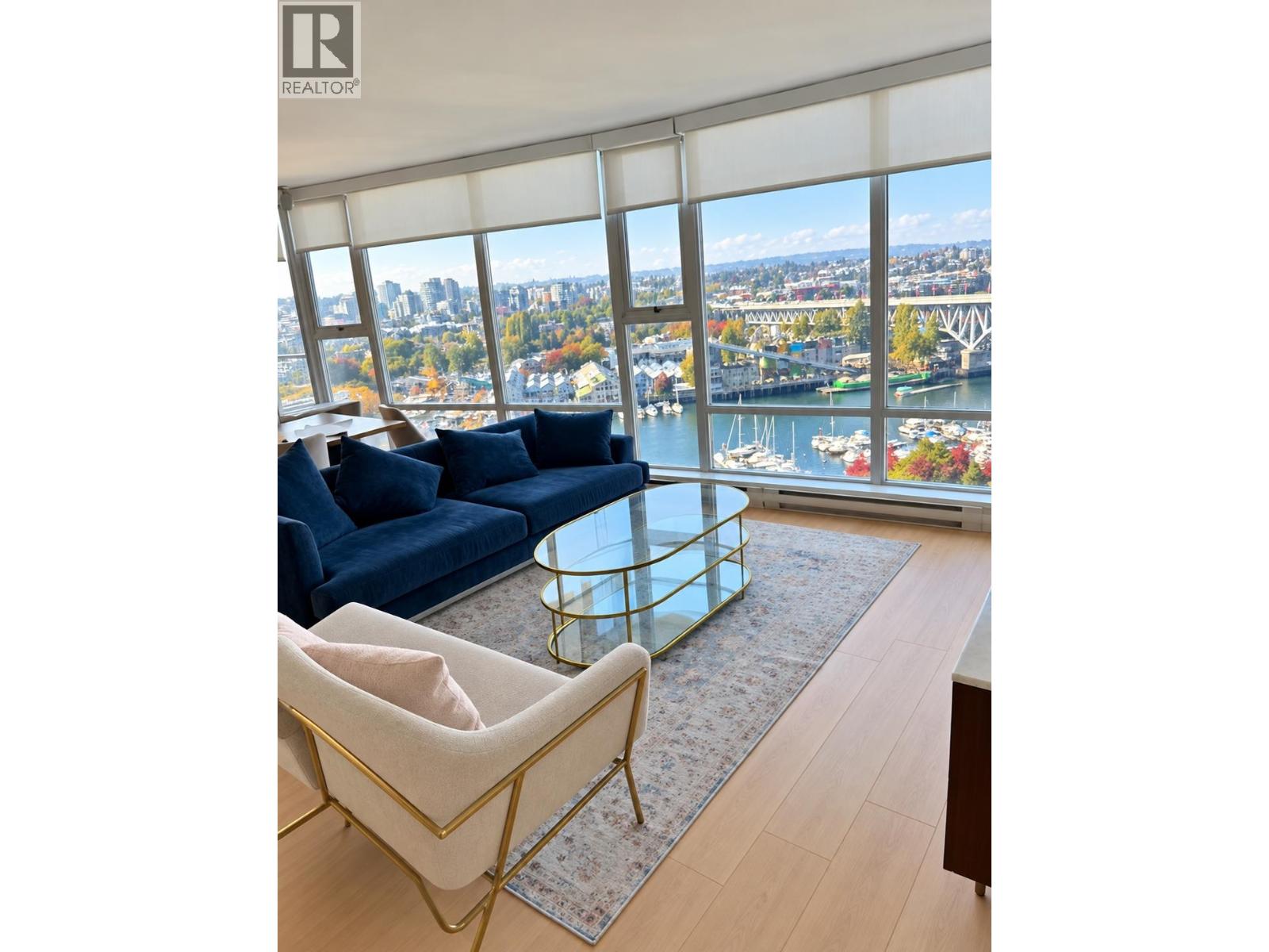 2303 455 BEACH CRESCENT