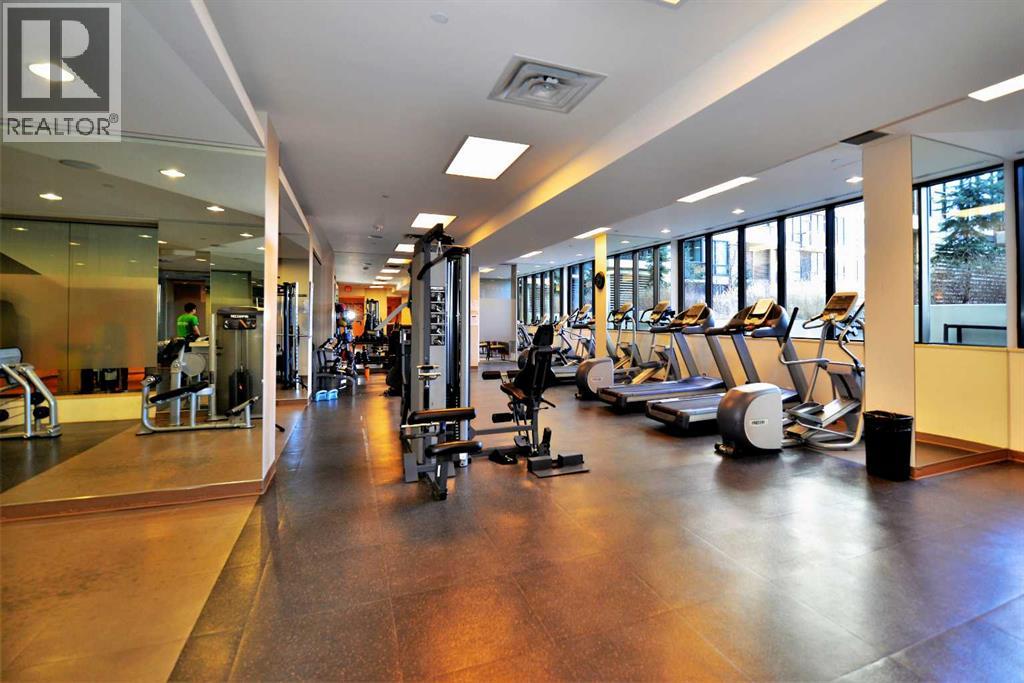 301, 51 Waterfront Mews SW