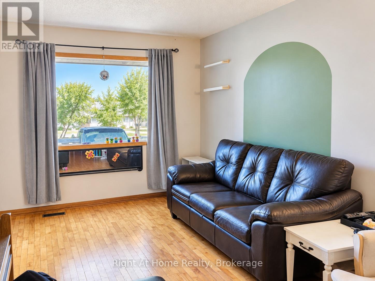608 Marks Street S, Thunder Bay, Ontario  P7E 1M8 - Photo 6 - X13872640