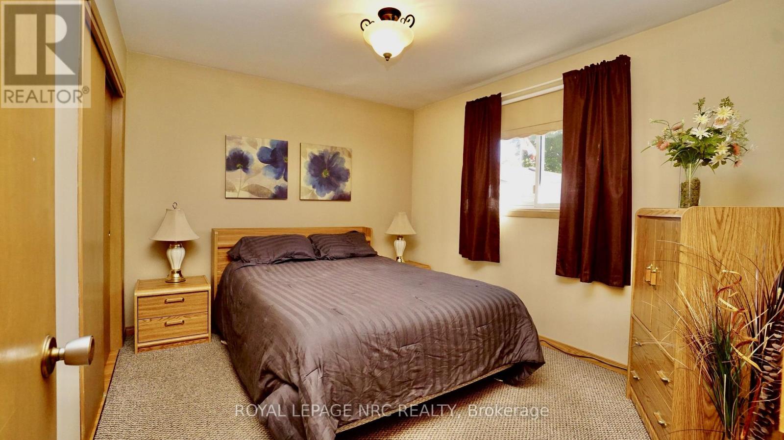 7030 Whitman Avenue, Niagara Falls, Ontario  L2G 5B6 - Photo 13 - X13878914